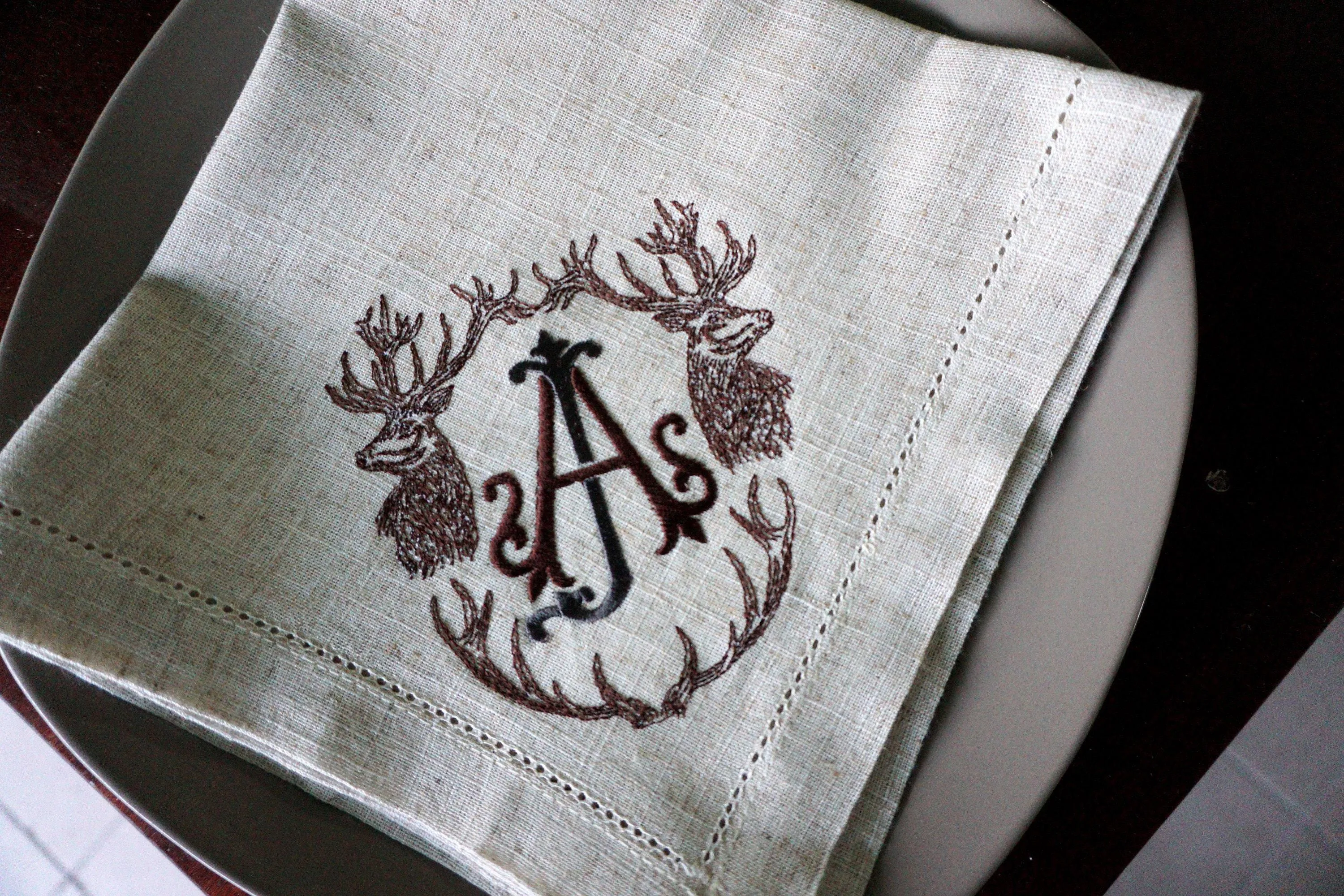 #052 | Brown deer | Linen napkins