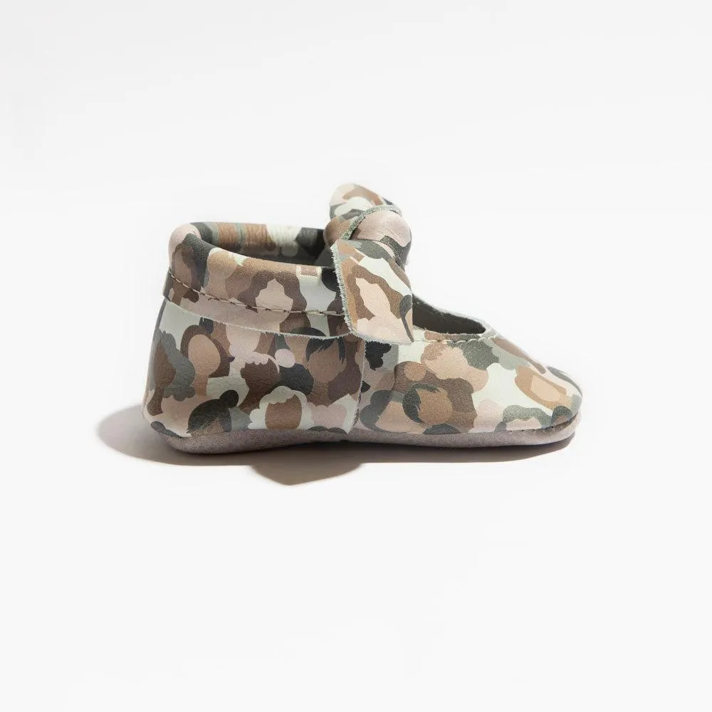 All the Ladies Knotted Bow Baby Shoe
