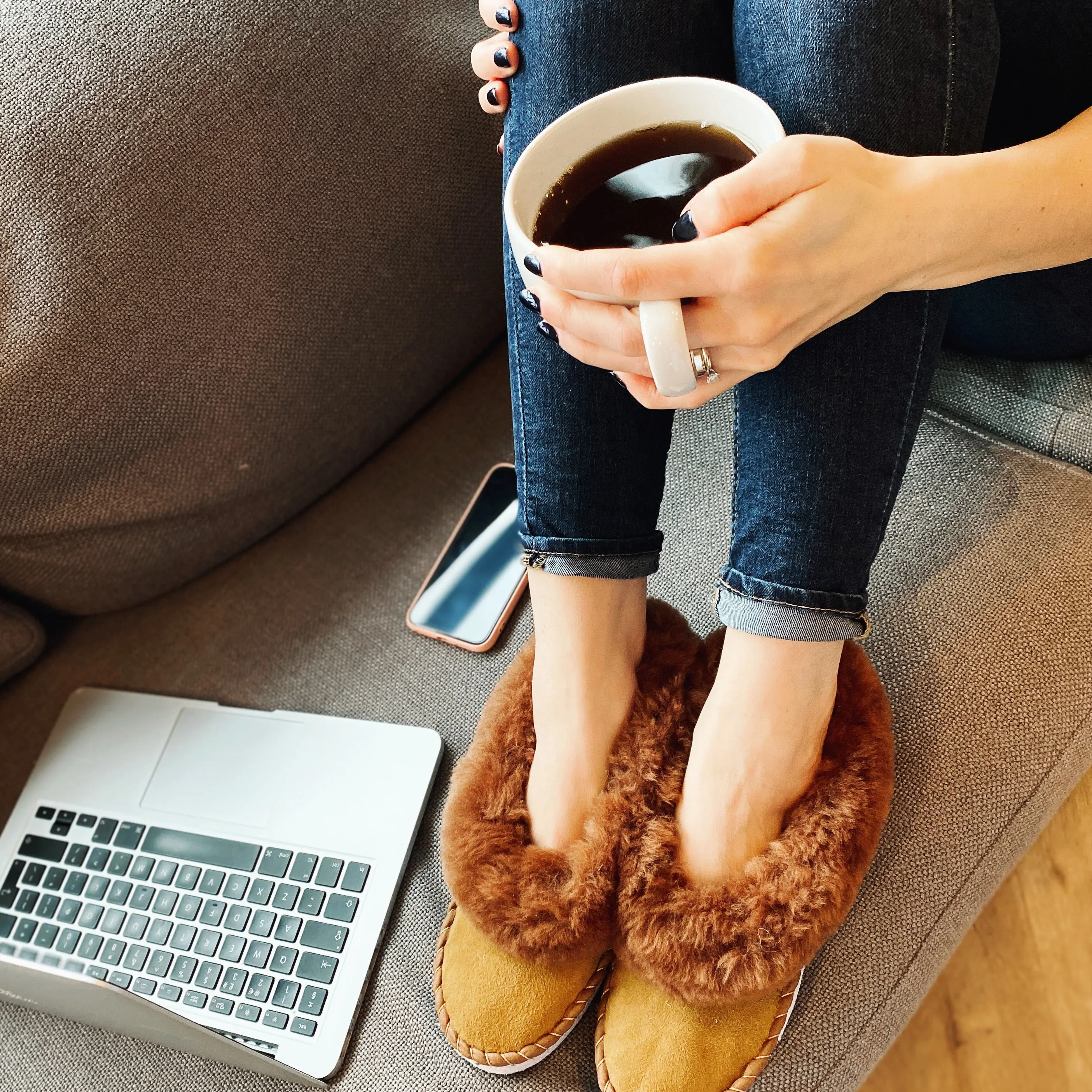 Brown Range Sheepskin Slippers Lucky Dip
