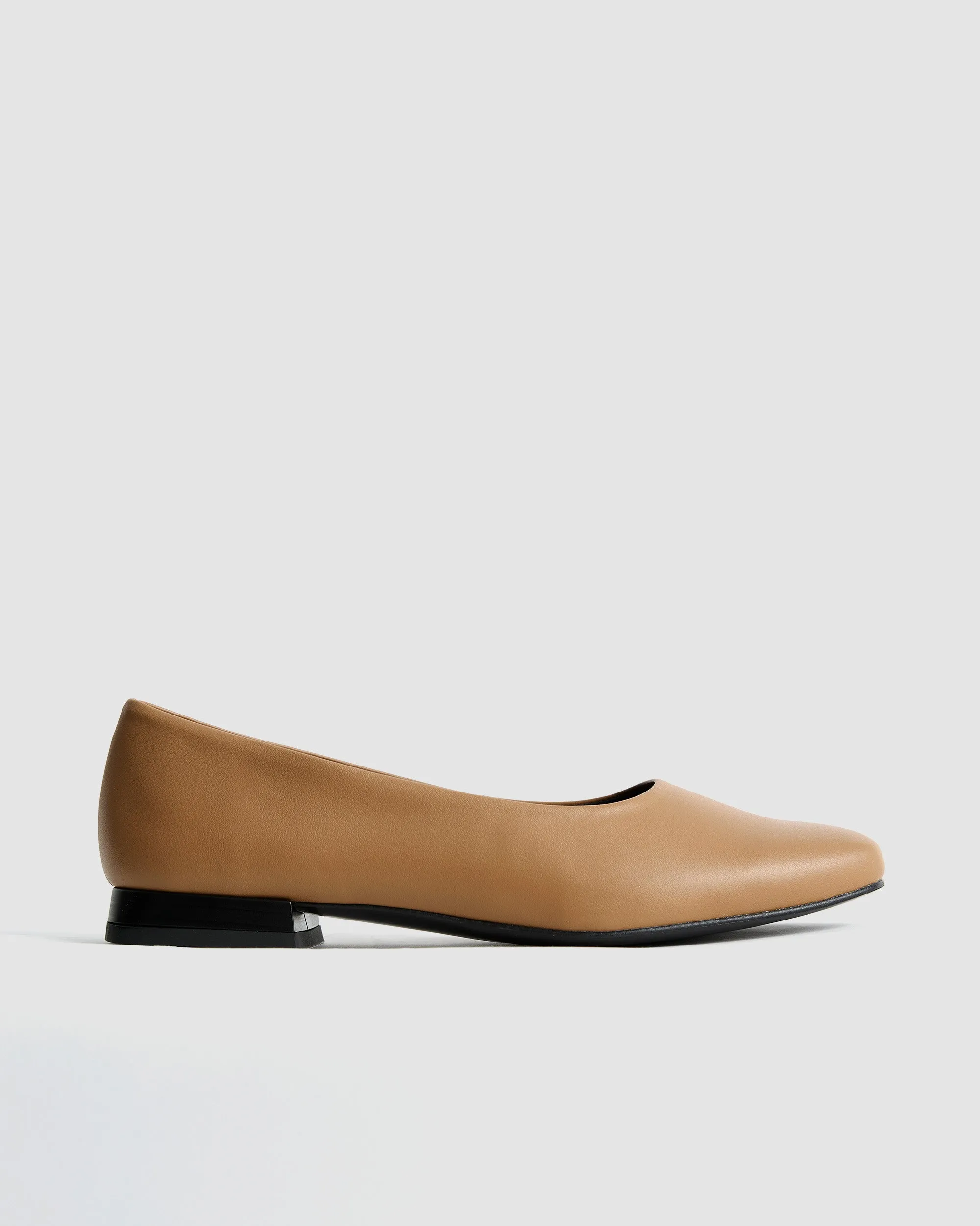 Carmel Diana Pumps beige ballerinas with square toe