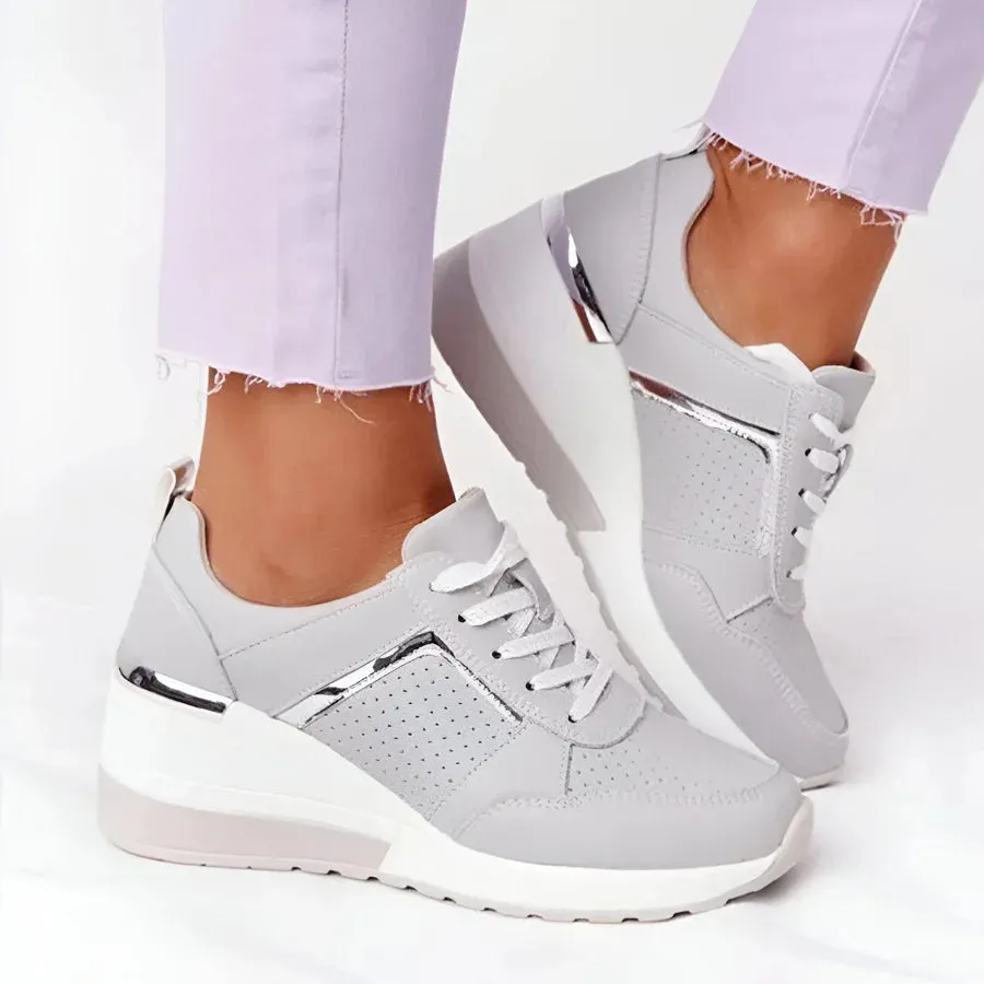 Chiara - comfortable women's shoes with arch support