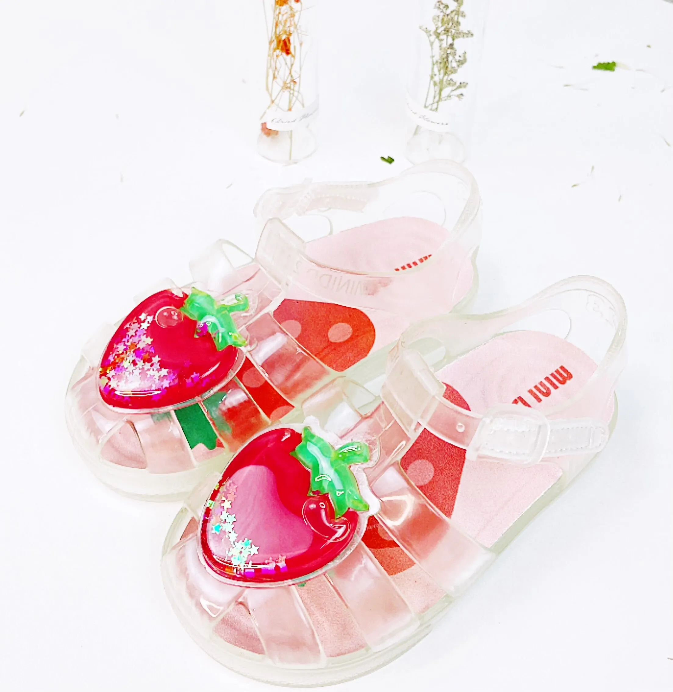 Clear Cute Summer Jelly Fruit Strawberry Pineapple Design for Kids Fashionable Sandals Flat Shoes