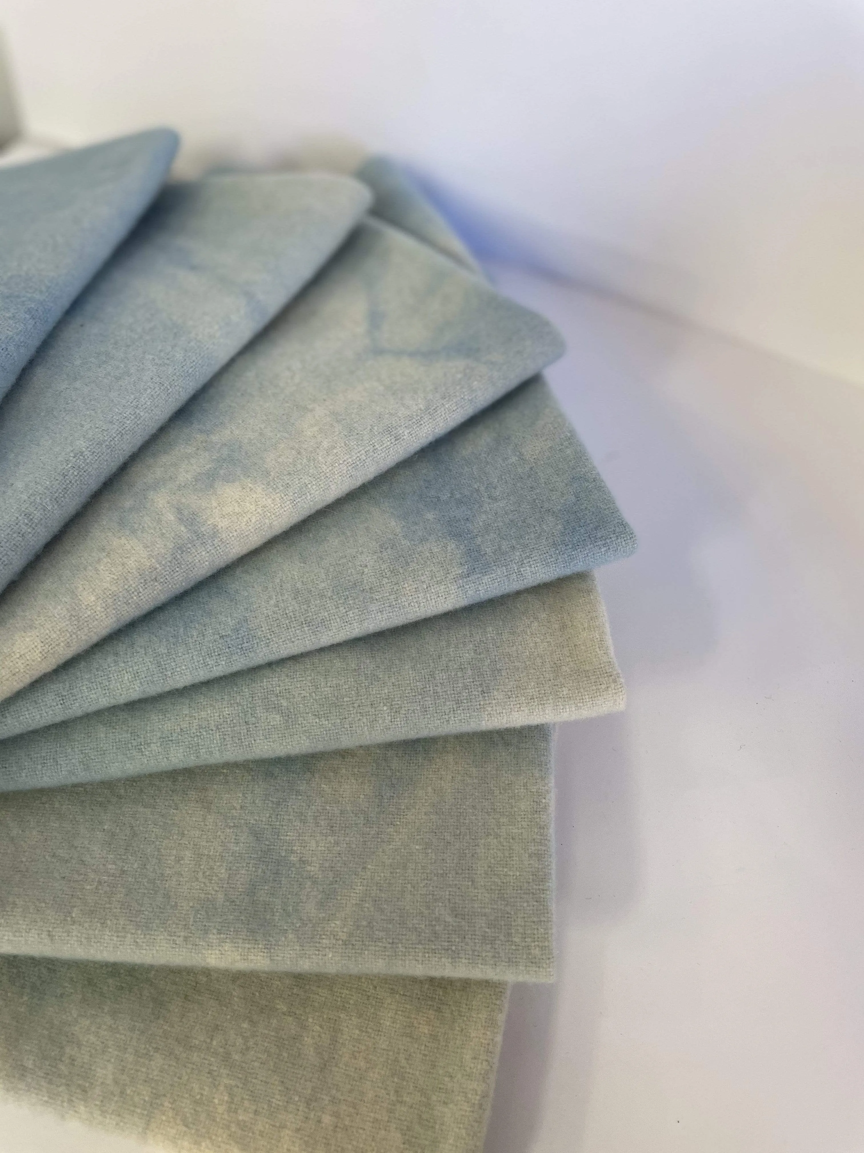 Hand-Dyed Wool Cloth - Shades of Big Blue Sky