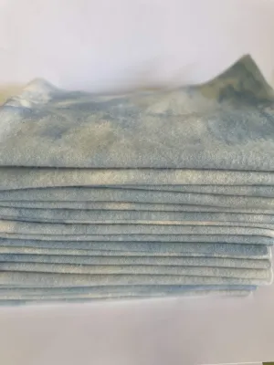 Hand-Dyed Wool Cloth - Shades of Big Blue Sky
