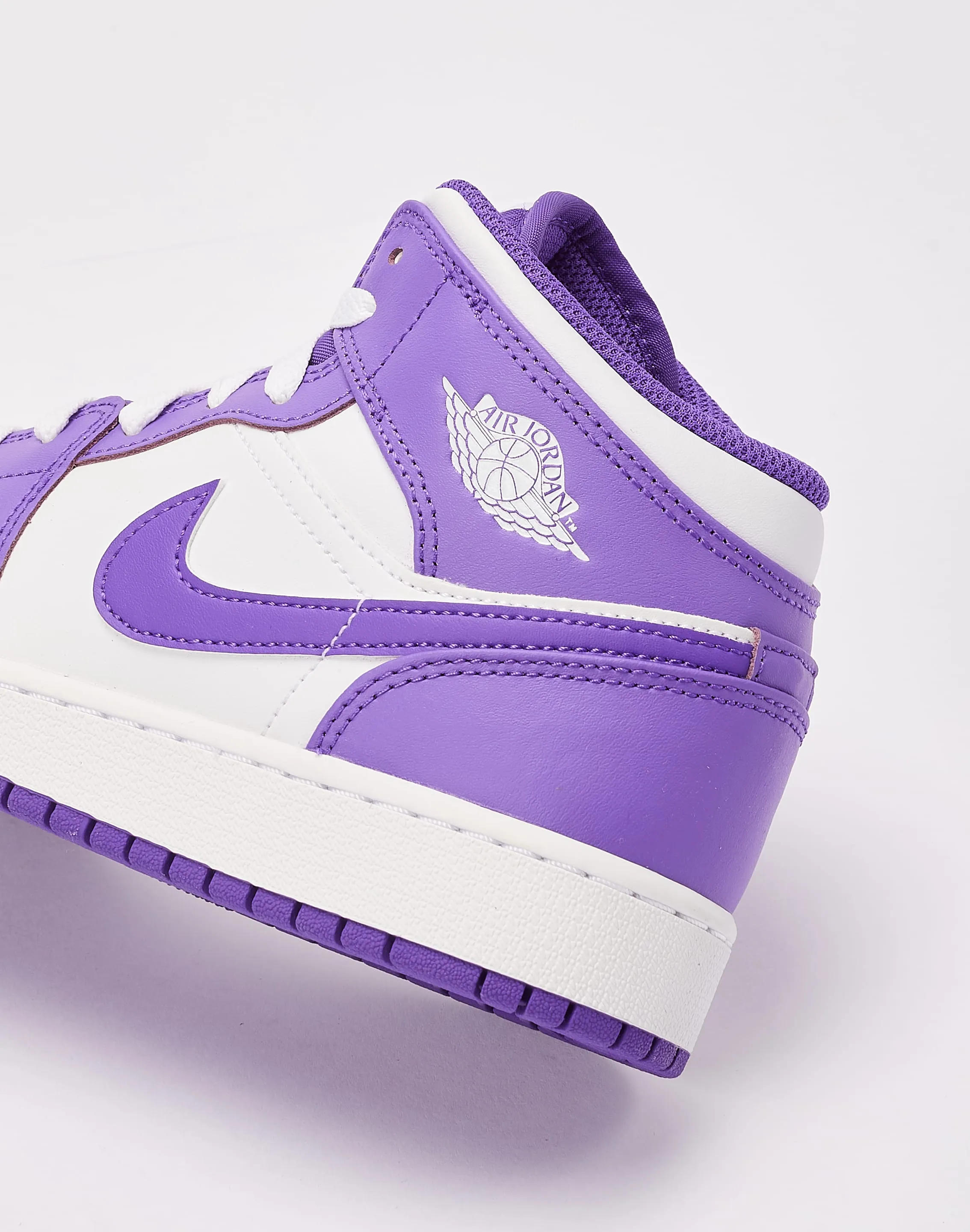Jordan Air Jordan 1 Mid Grade-School
