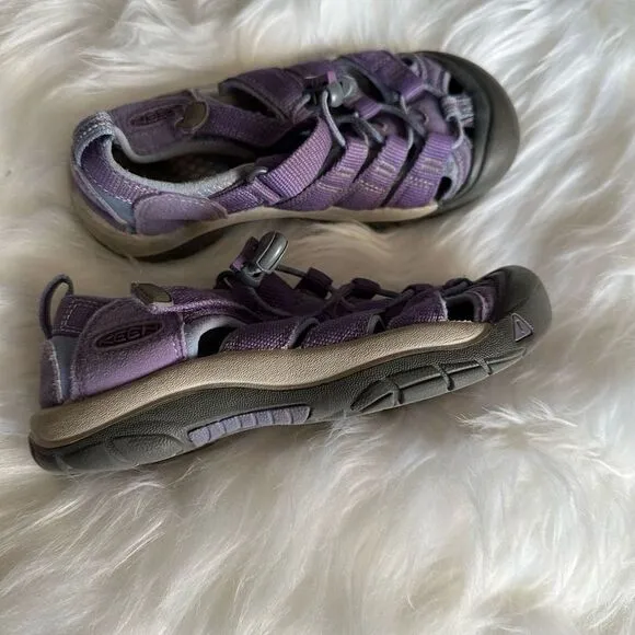 Keen purple/gray kid shoes