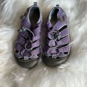 Keen purple/gray kid shoes