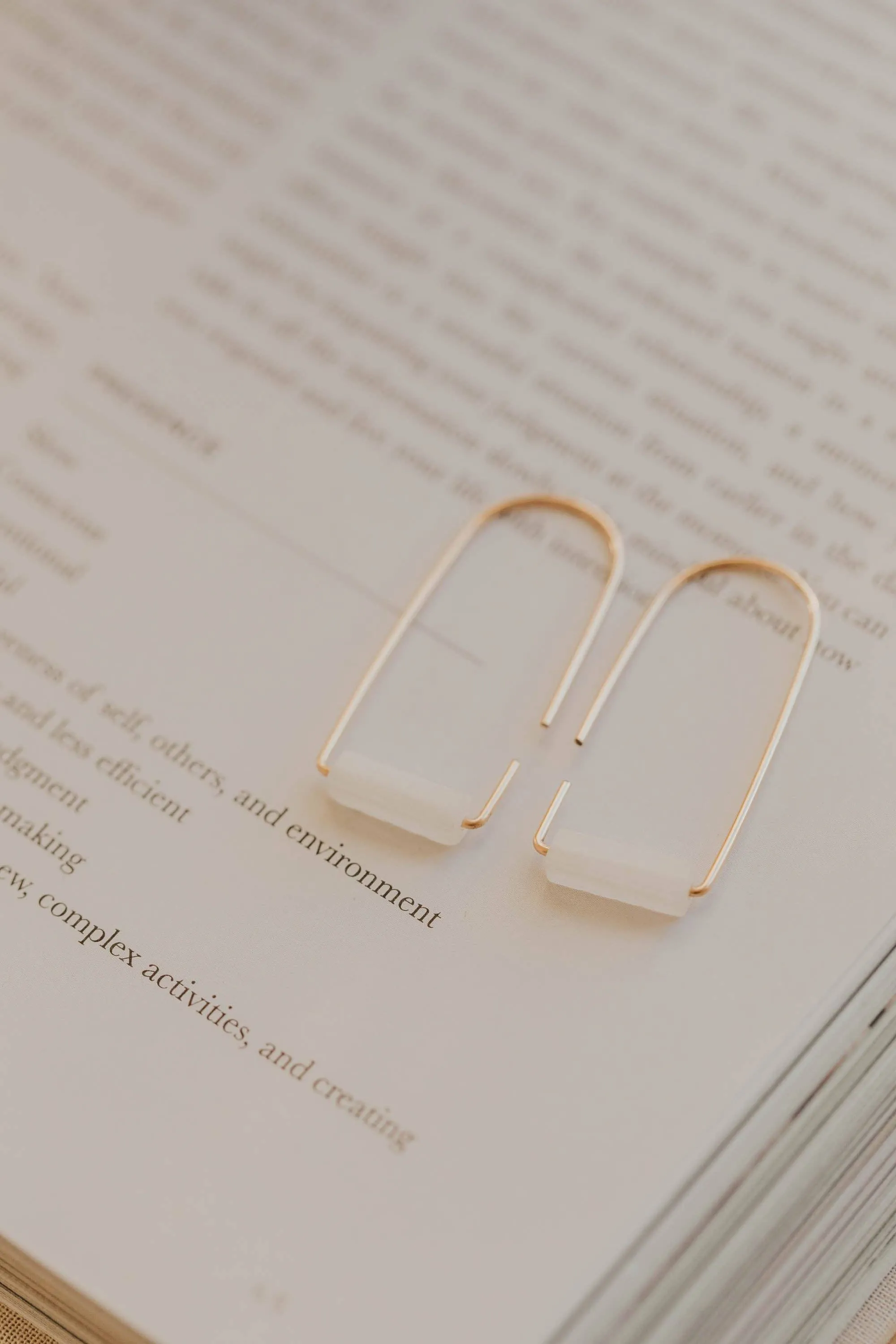 Lotus Gemma Arch Threaders