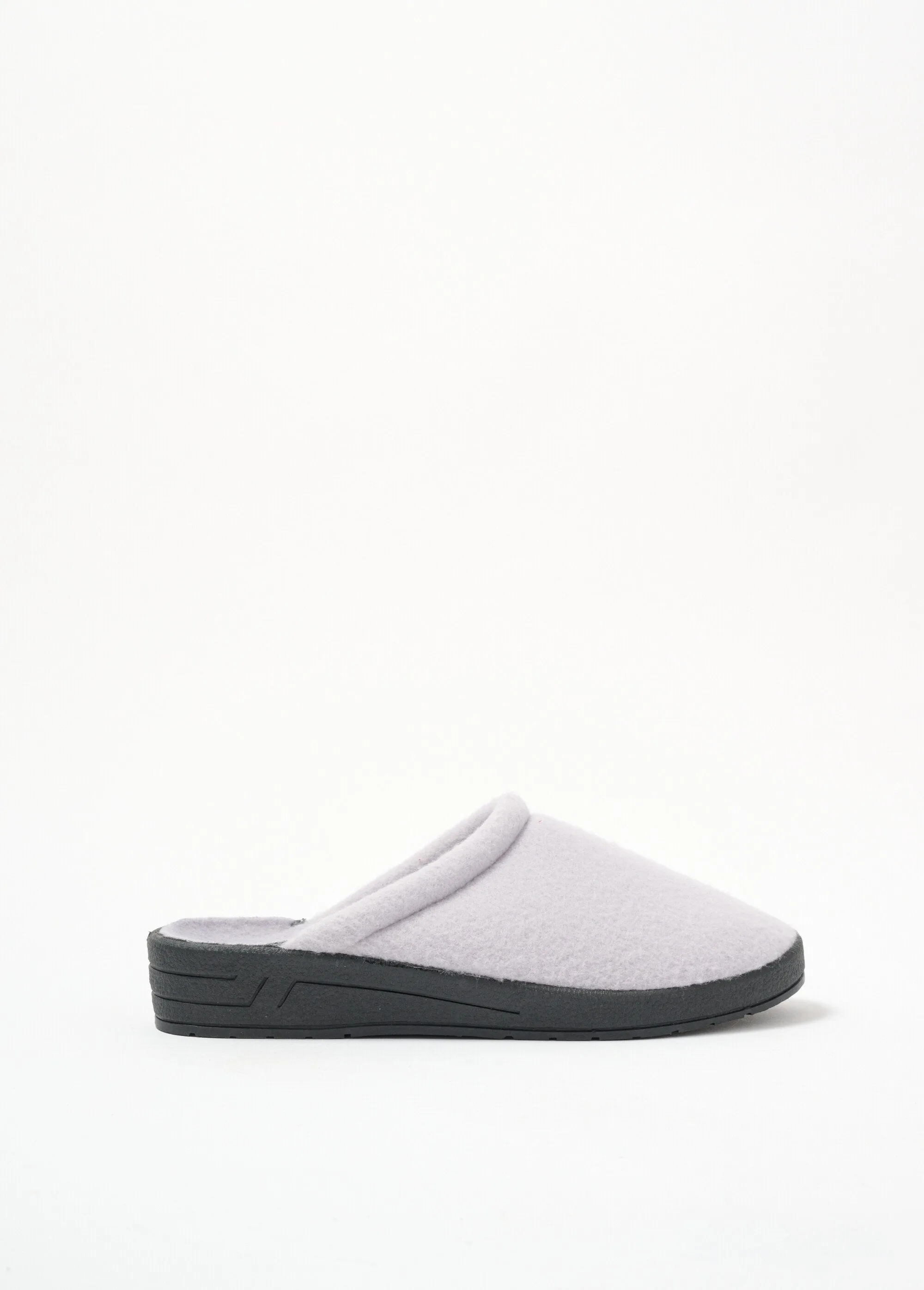 Mixed mule comfort width fleece slippers