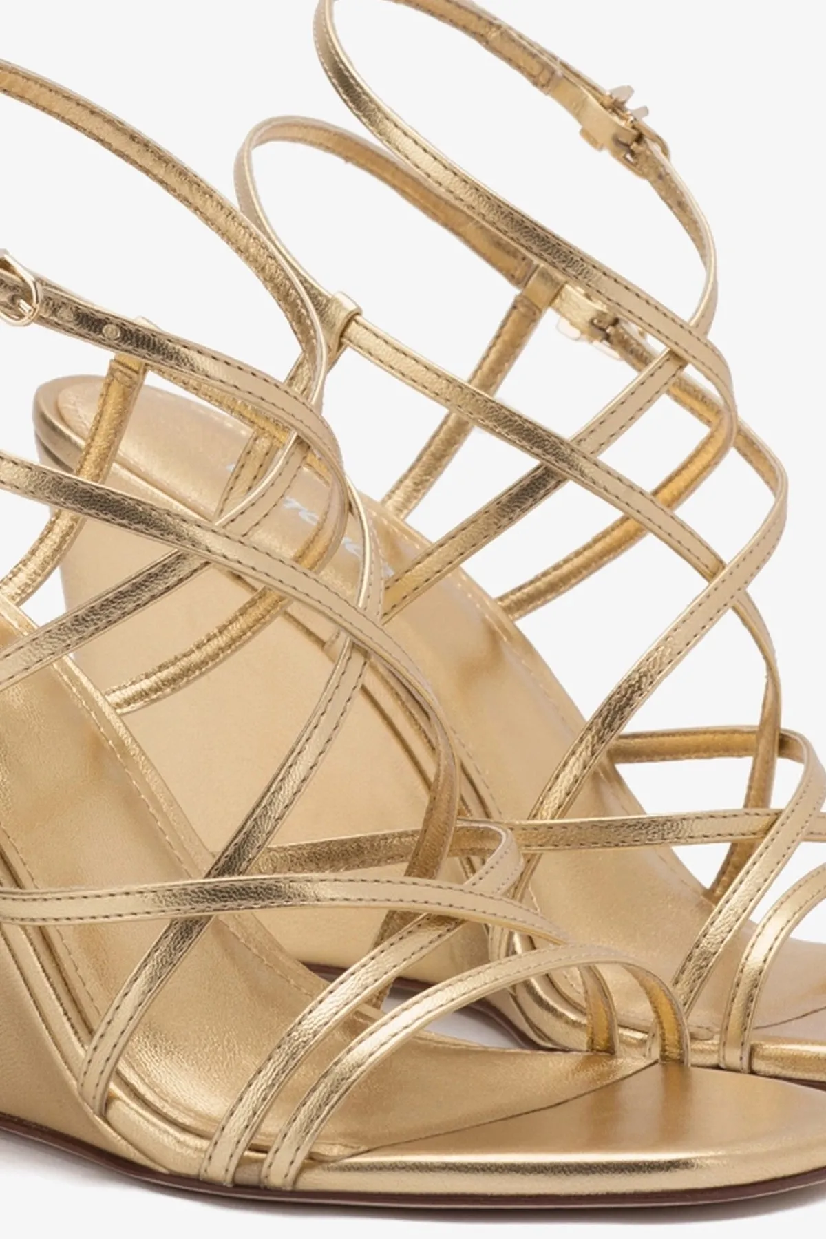 Naomi Wedge In Gold Metallic Leather