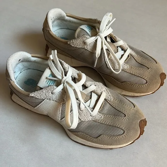 New Balance Bone 327 Kids Size 2