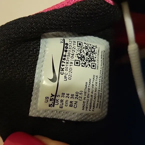 New in Box: NIKE AIR MAX OKETO