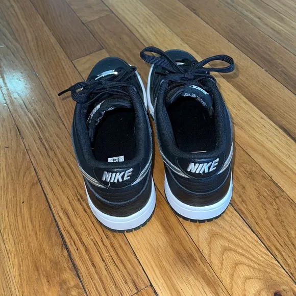 Nike low dunks