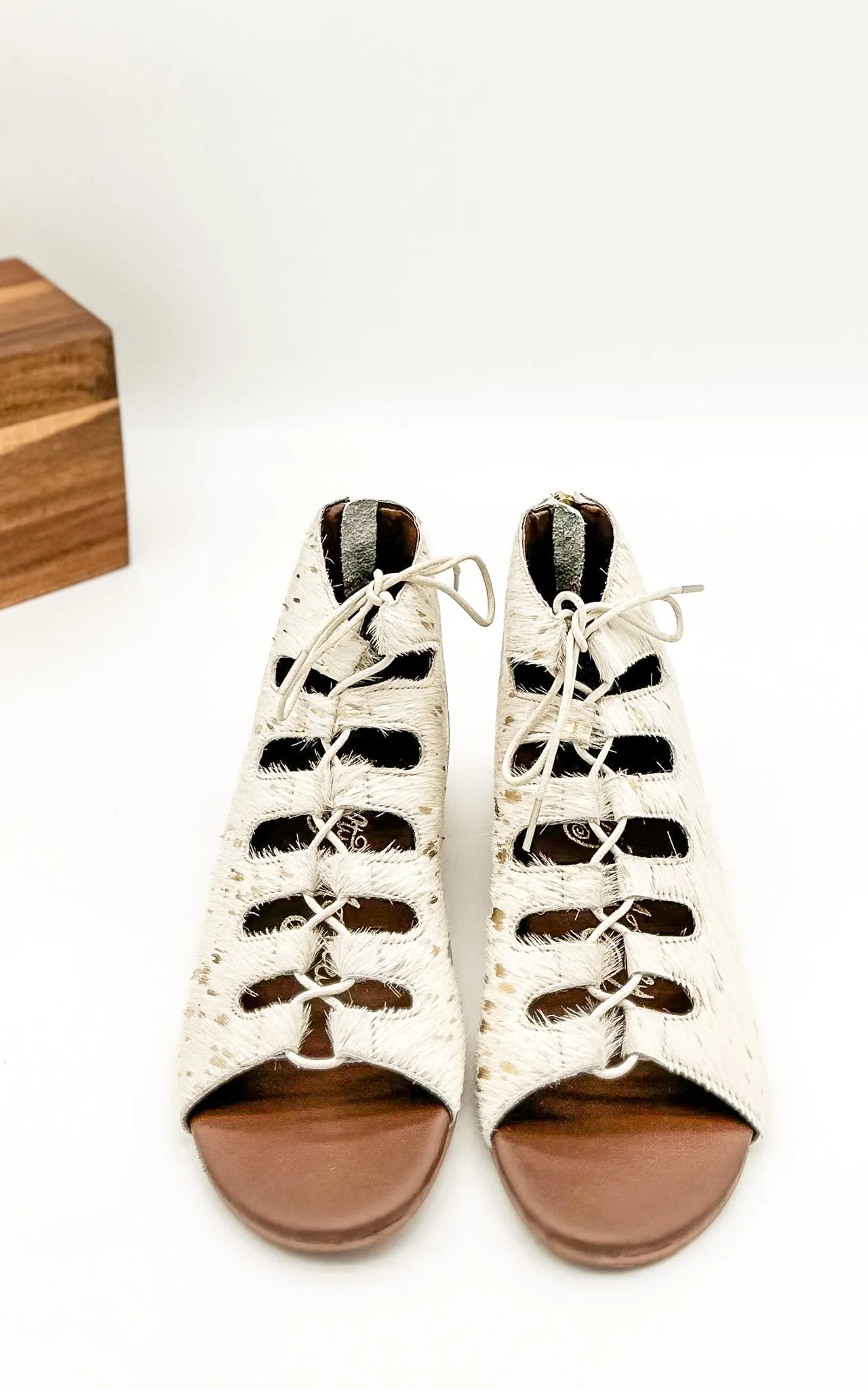 Nola Gold Gladiator Sandals with Zipper