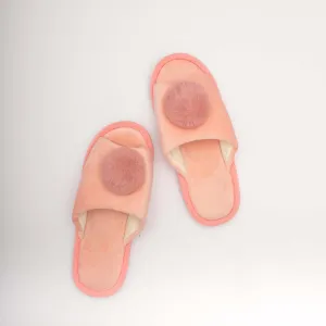 Pink fur slipper