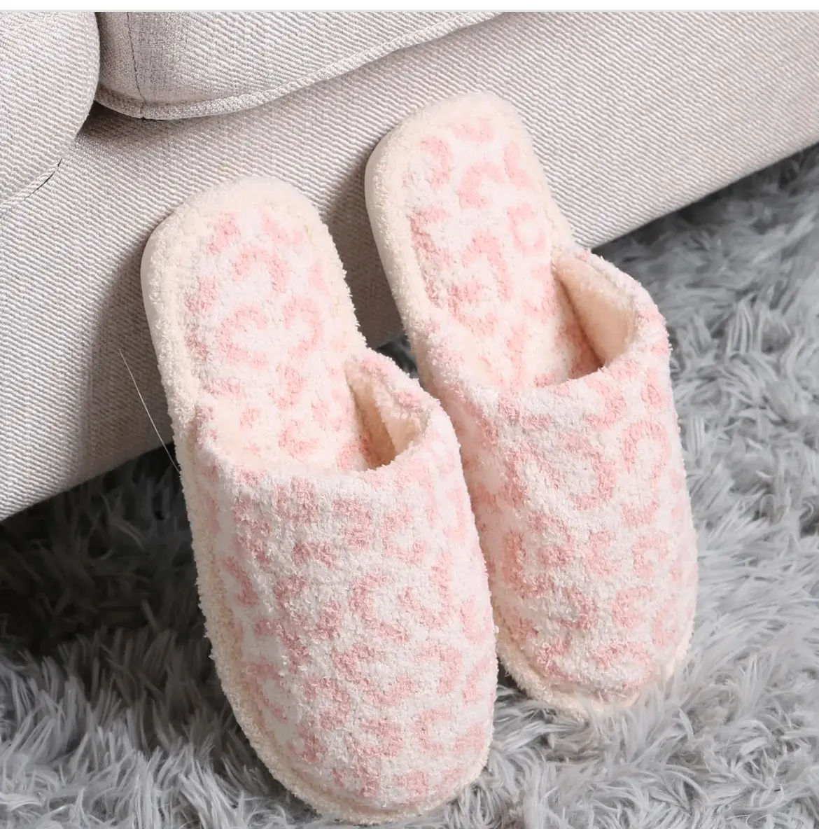 PINK LEOPARD SLIP ON SLIPPERS