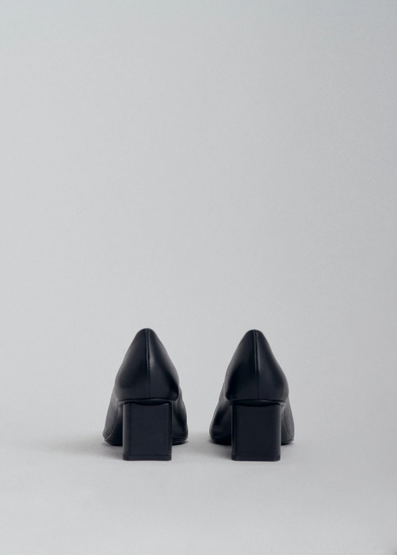 Pump Heel in Smooth Leather - Black