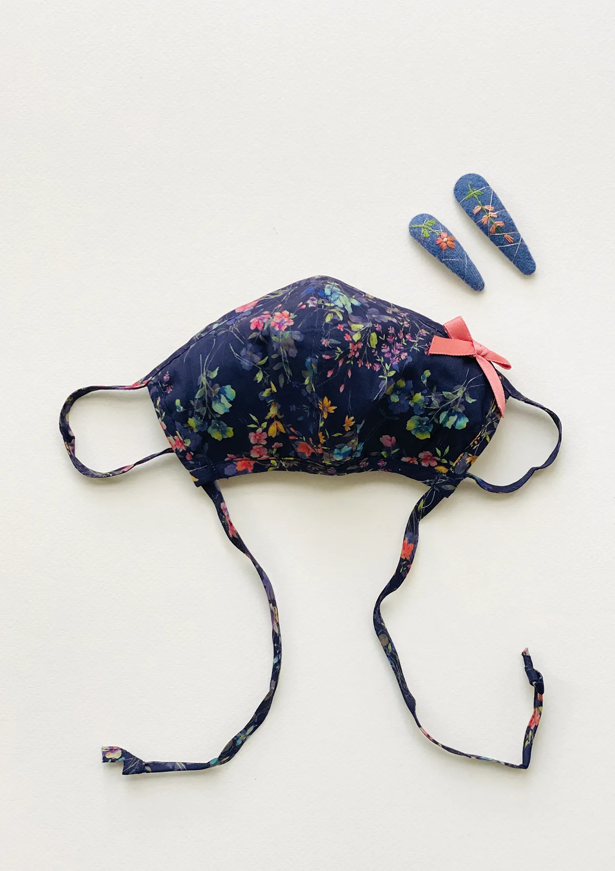 "Be Safe. Be Kind" Printed Heirloom Mask, Adjustable - Botanical Garden, Navy
