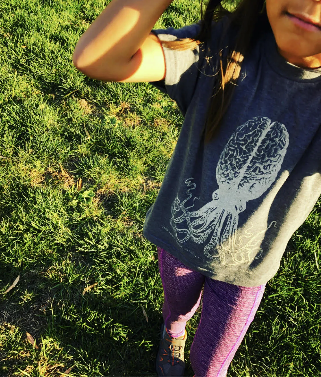 "Octopus Mind" Kids super soft-Blend Tee