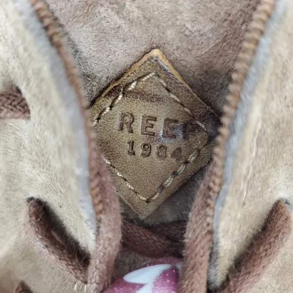 REEF Men's Voyage Low Brown Dressinn Suede Size 9