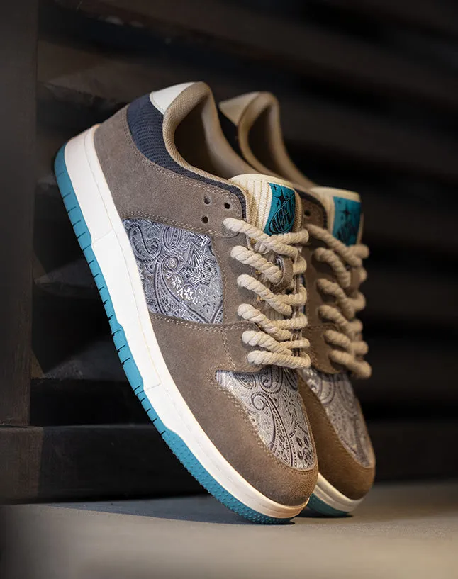 Retro Silk Road Secret Cashew Flower Men's Casual Shoes
