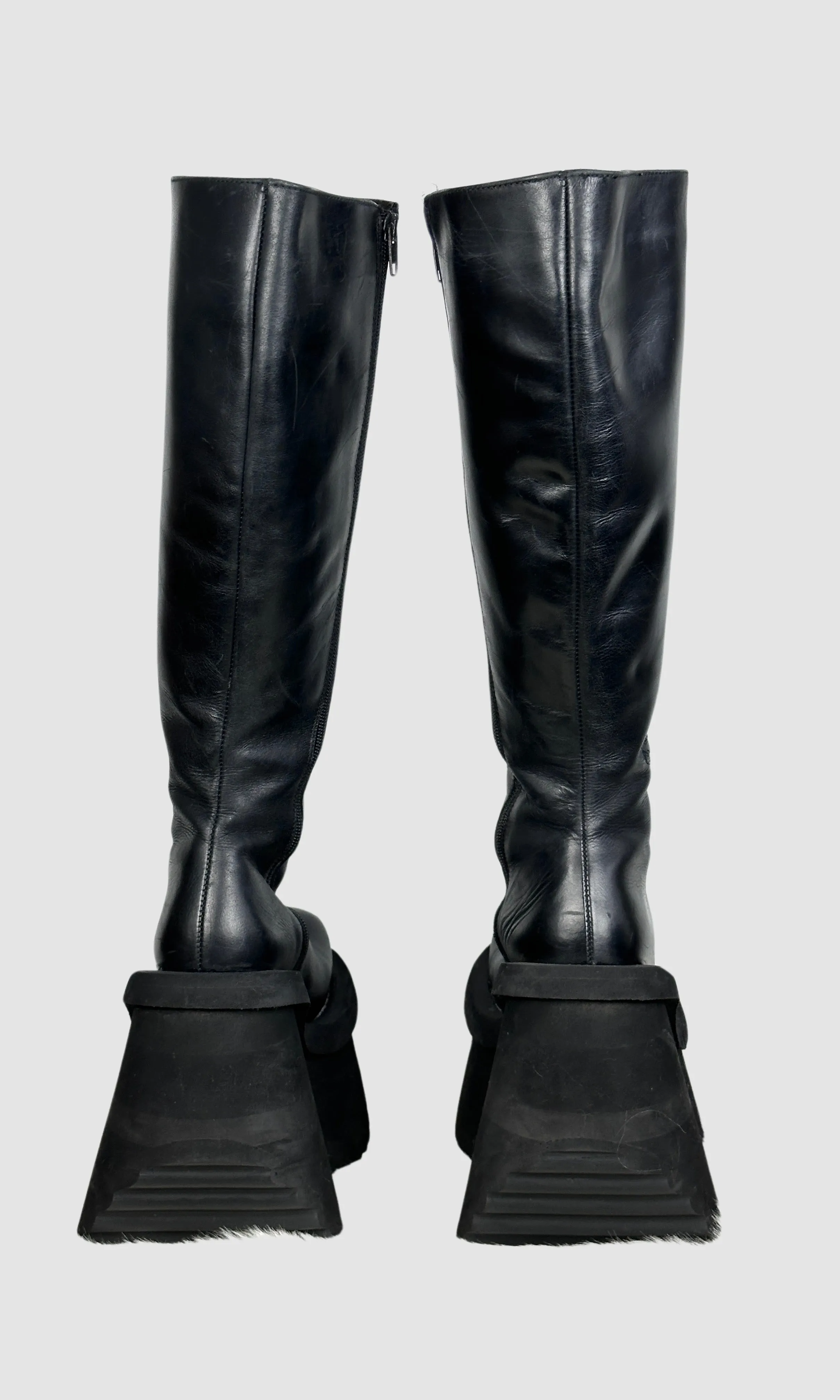SONAX 90s Black Leather Mega Platform Fitted Boots • Size 8