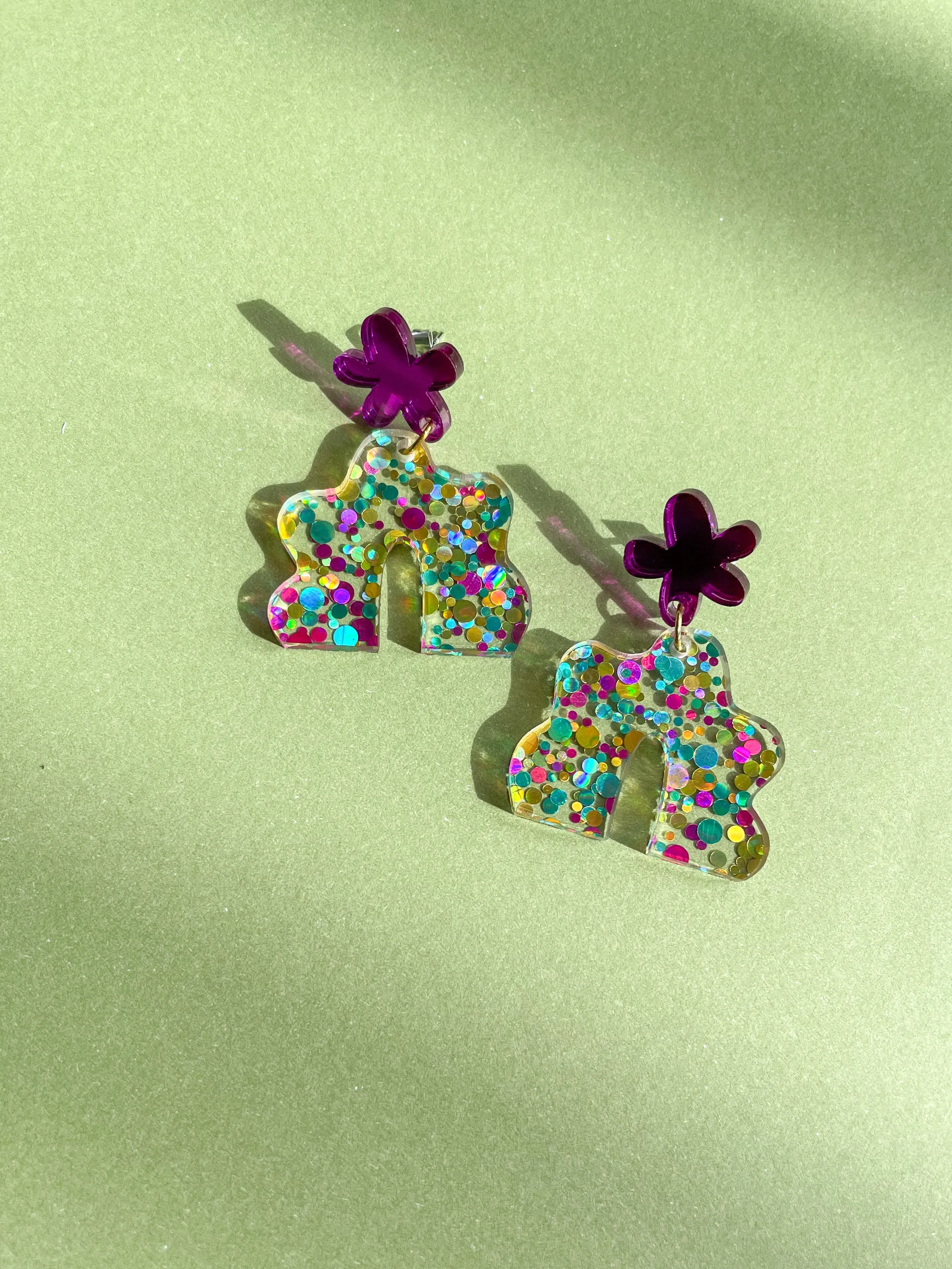Sunnie Flower Blob Arch-Confetti